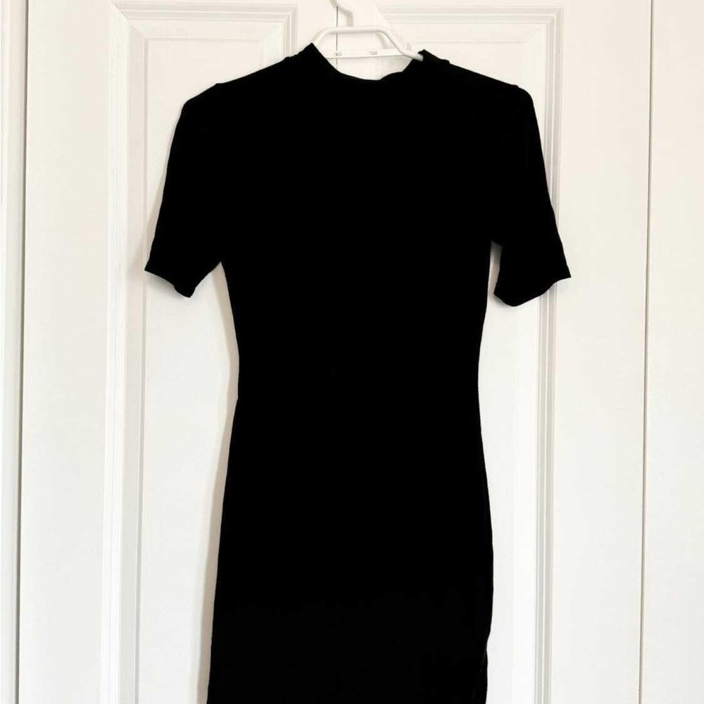 Chic Black Short Sleeve Dress
